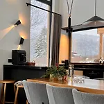 Inoclub Chalet Tatariv
